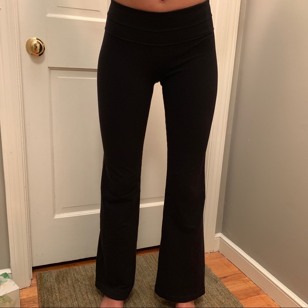 Lululemon yoga pants